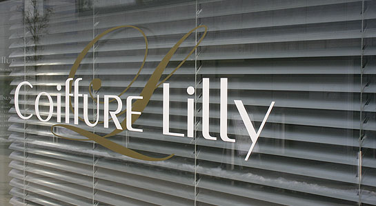 Fensterbeschriftung Coiffure Lilly