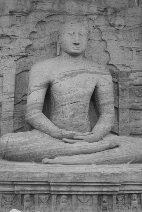 Sitzender Buddha                                  